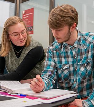 Illustrasjons-/bannerbilde for Skrive-ettermiddag på Studiesenteret Midt-Troms (Finnsnes)