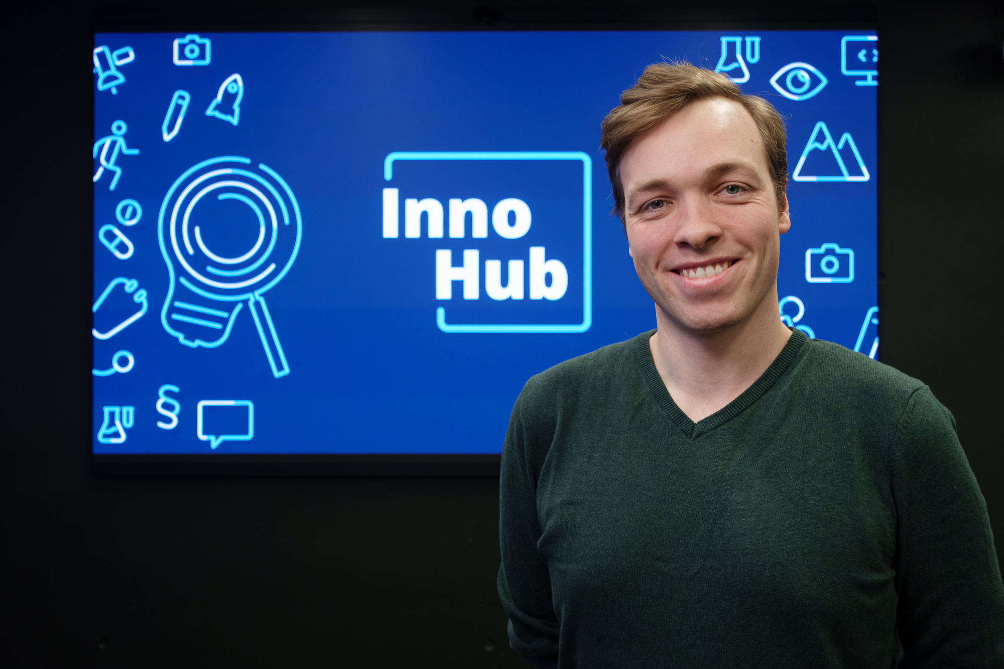 henrik sørland 111125_2000px.jpg Henrik Sørland