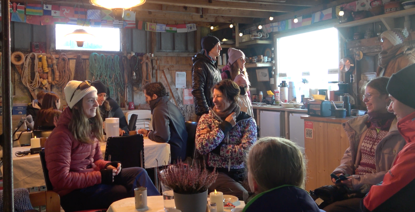 Illustrasjons-/bannerbilde for Tourism in Troms&oslash;: Invitation to the Screening of 4 New Short Films about Tourism in Troms&oslash;