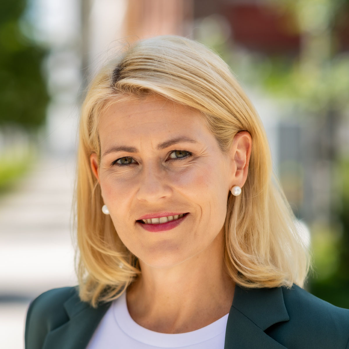 Kristine Dahl Steidel